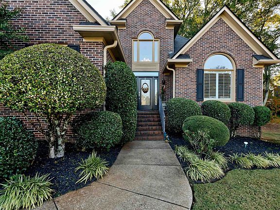2nd image of 100 Woodington Dr