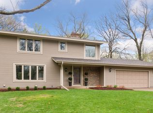 15200 Crown Dr, Minnetonka, MN 55345
