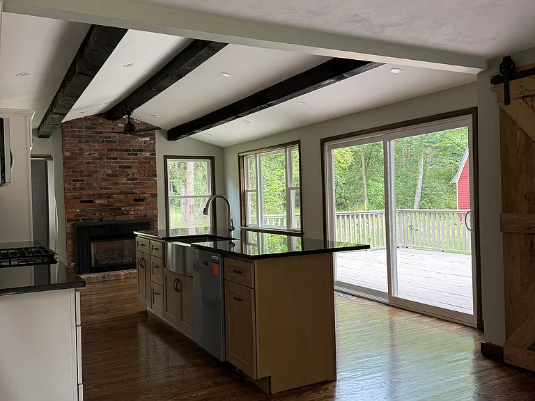 Sullivan Dr — Photo 2