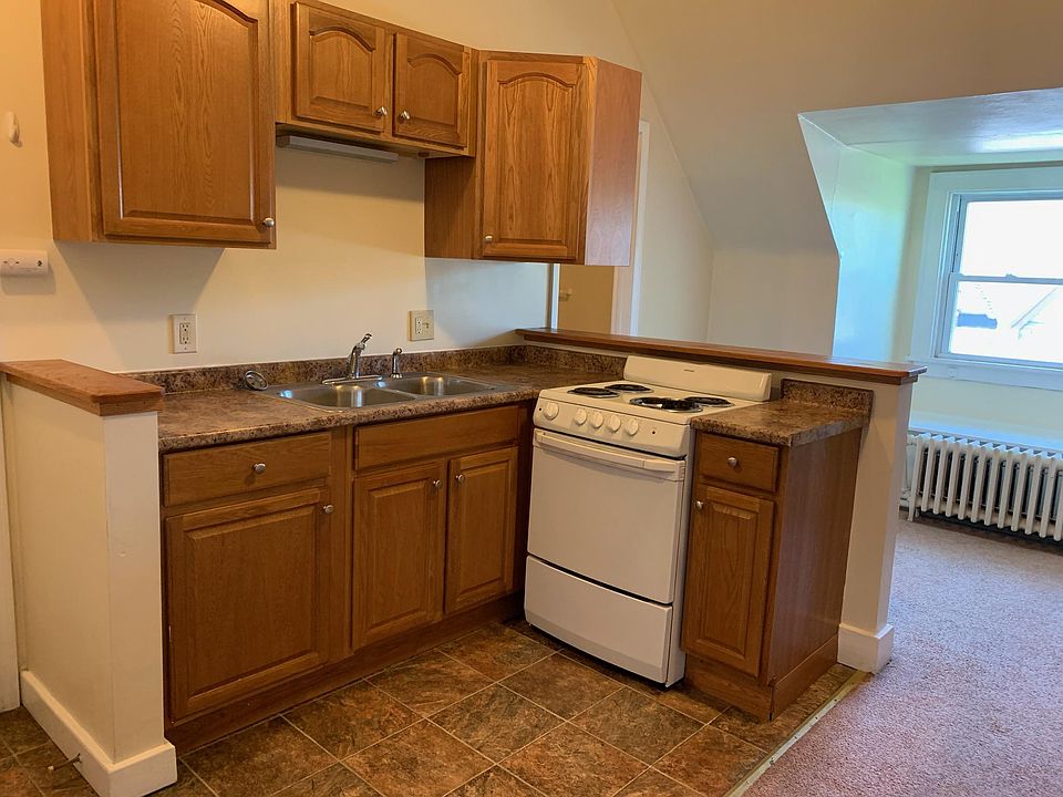 1st image of 51 Richmond Ave #C6