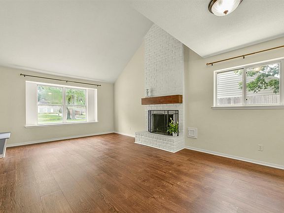 5th image of 15711 Cavendish Dr