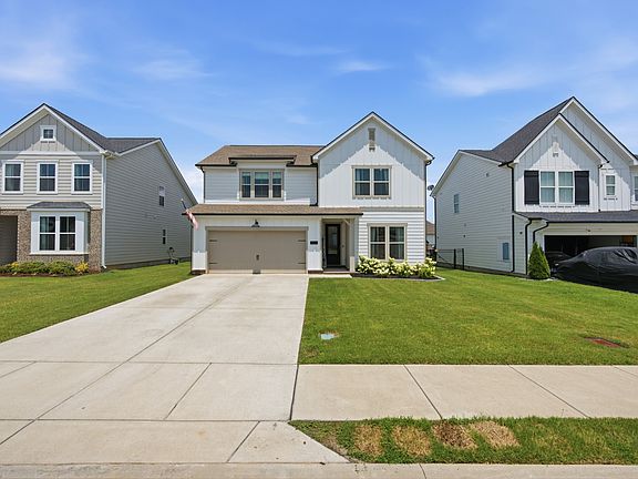 3rd image of 3632 Shady Forest Dr