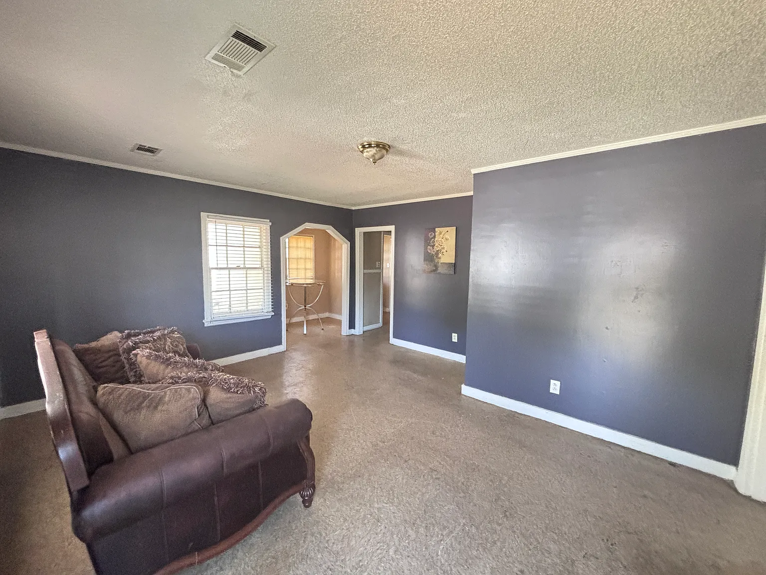 3 bed, 1178 sqft, $1,005 — Photo 2
