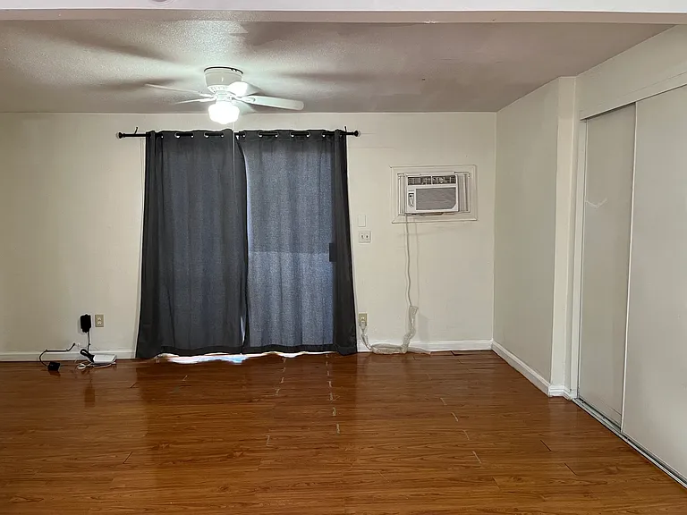 32940 Maiden Ln #C — Photo 12