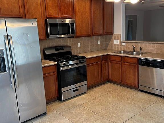 3rd image of 20530 Cypress Gully Dr