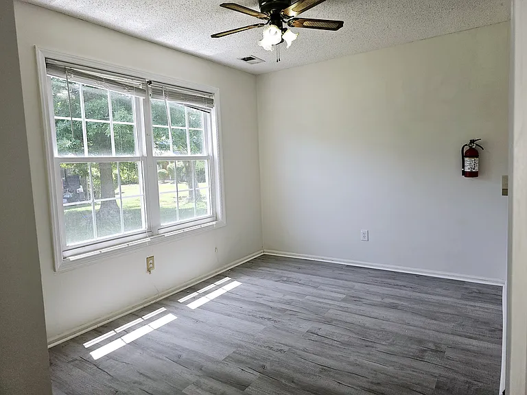 45 Tanglewood Ct #1 — Photo 15