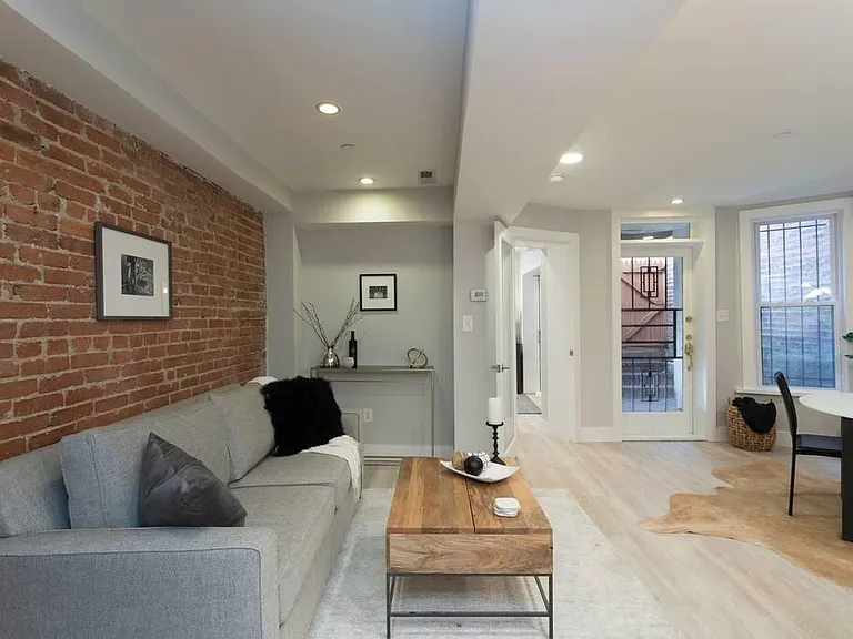 1704 Q St NW #B — Photo 9