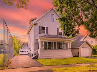 53 Holmes St, Rochester, NY 14613