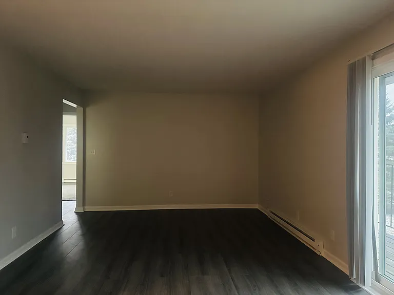 4725 Wolverton Ln #6 — Photo 3