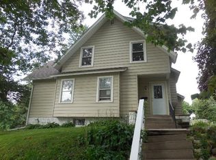 1311 44th Ave, Rock Island, IL