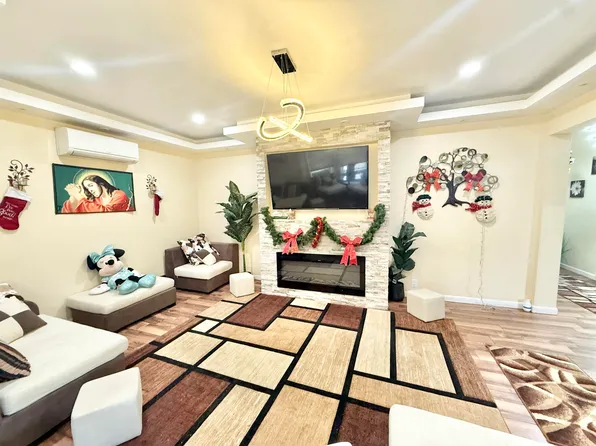 69 Humphrey Avenue image 7 of 41