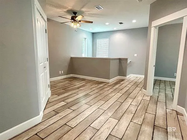8092 Carmel Cir — Photo 32