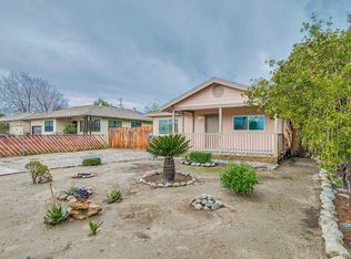 521 W Latham Ave, Hemet, CA 92543