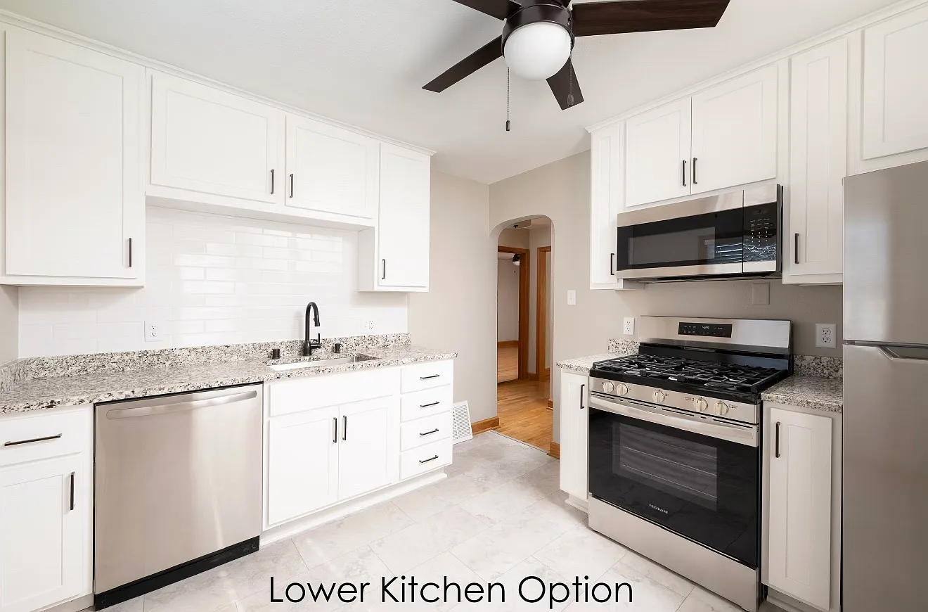2 bed, 700 sqft, $1,595 — Photo 1