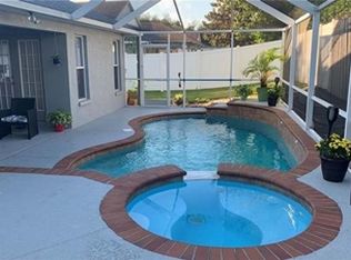 708 Erik Lake Rd, Brandon, FL 33510