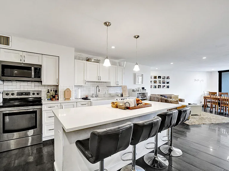 3800 N Hills Dr #301 — Photo 6