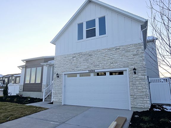 2nd image of 13666 S Langdon Dr