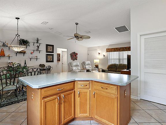 5th image of 9628 SE 168th Elderberry Pl