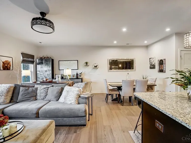 7883 Pinnacle Point Dr — Photo 16
