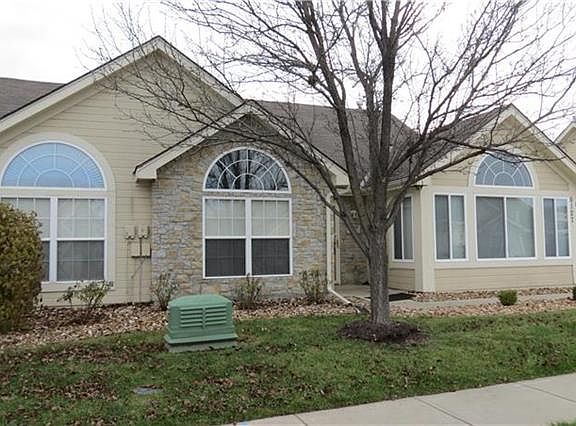 3rd image of 6127 NE Kensington Dr