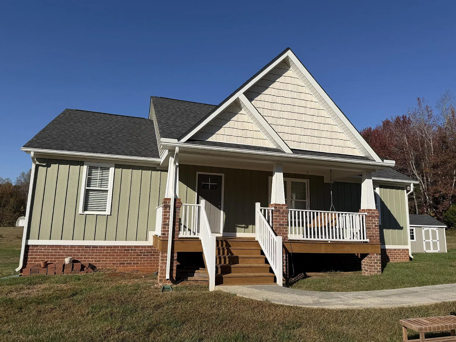 3 bed, 2.0 bath, 1472 sqft, $2,895 — Photo 1
