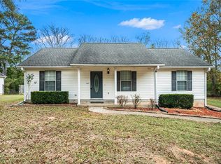 326 Barr Cir NW, Rex, GA 30273