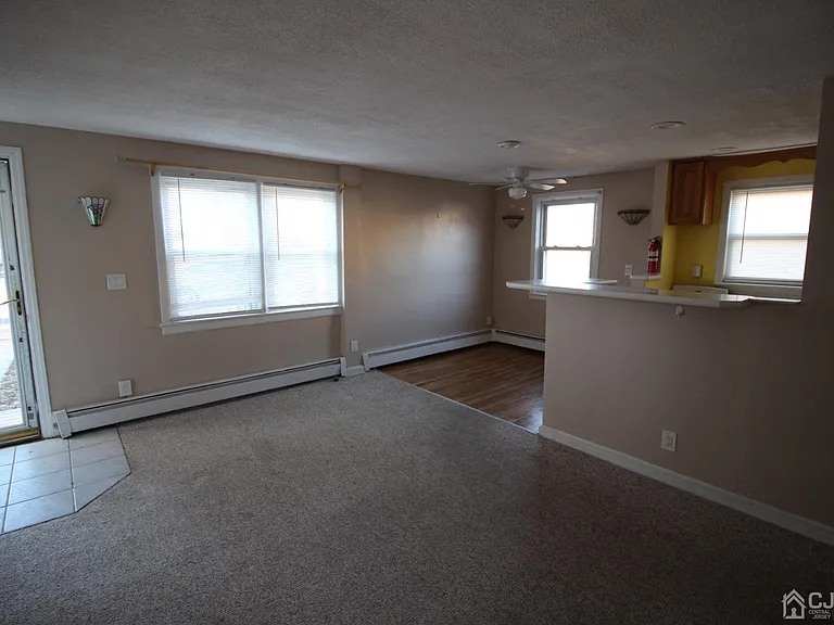 2497 Saint Georges Ave — Photo 2