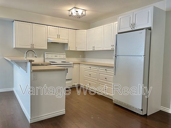 2nd image of 2425 Mount Baldy Dr Unit 209