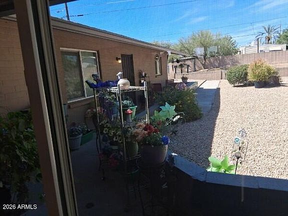 4th image of 1413 E CHERYL Drive