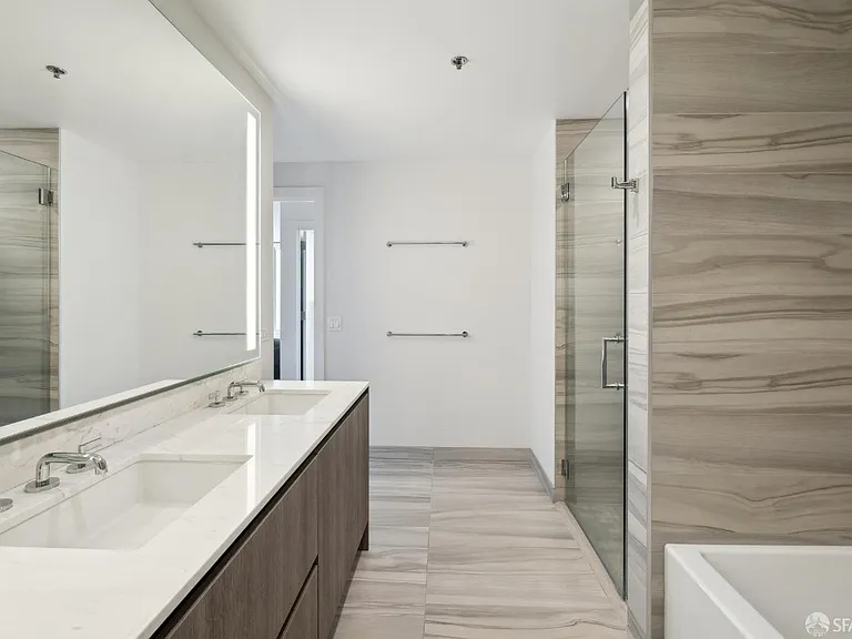 201 Folsom St #33D — Photo 34