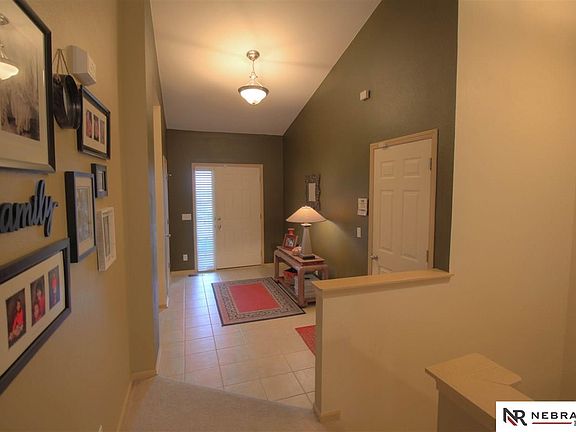 5th image of 2408 S River Rock Dr