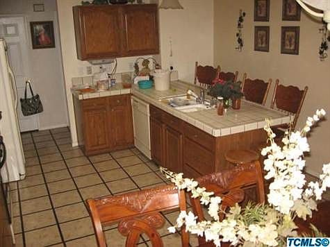 5th image of 2123 N Shady Ct