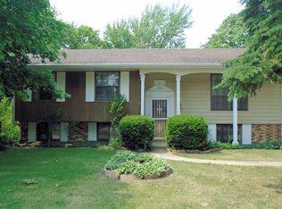 215 Irene Ave, Rochelle, IL 61068