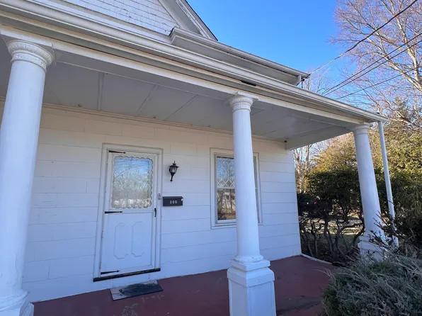 205 Railroad Ave APT 2, Norwood, NJ 07648