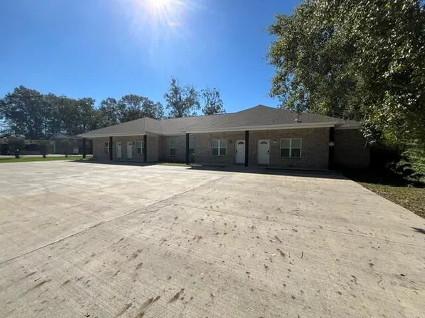 304 Culpepper St, Picayune, MS 39466