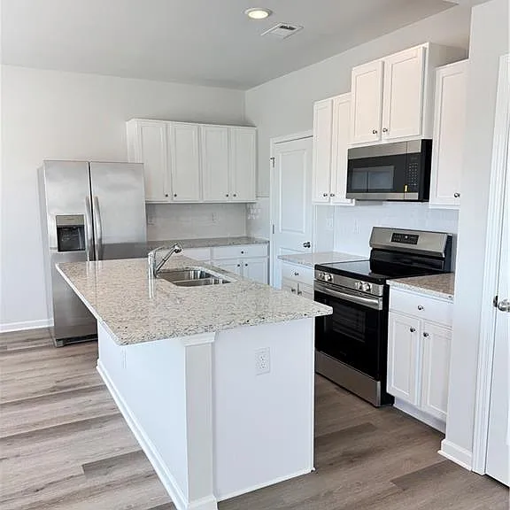 11071 Suria Dr SE — Photo 2