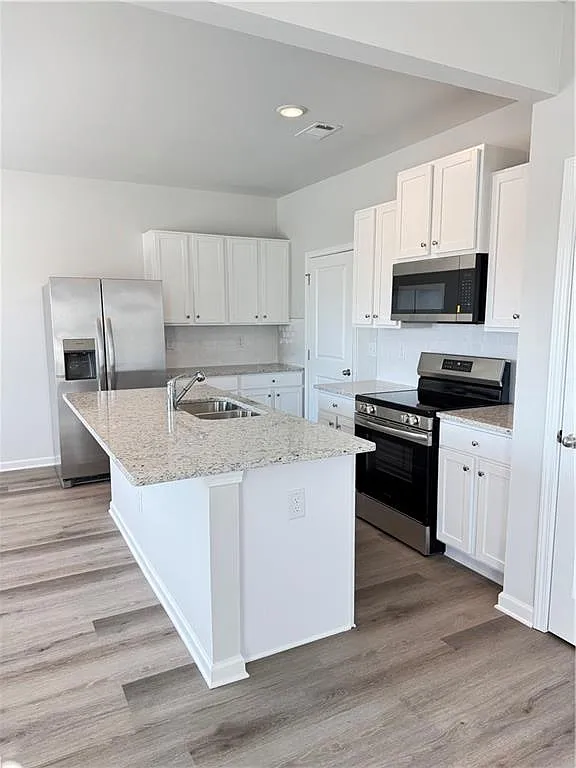 Building Photo - 11071 Suria Dr SE
