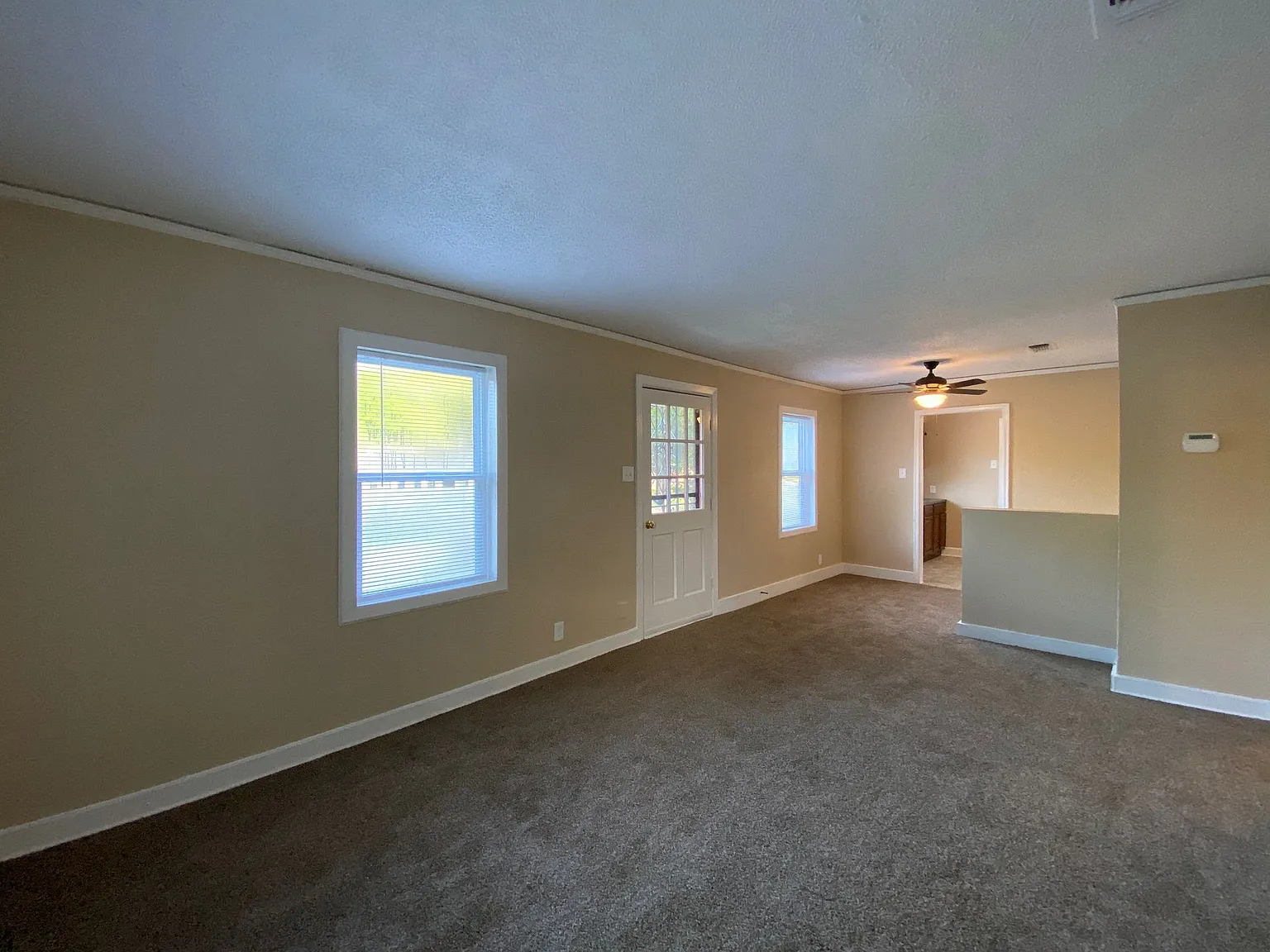 2734 Henley Dr — Photo 3