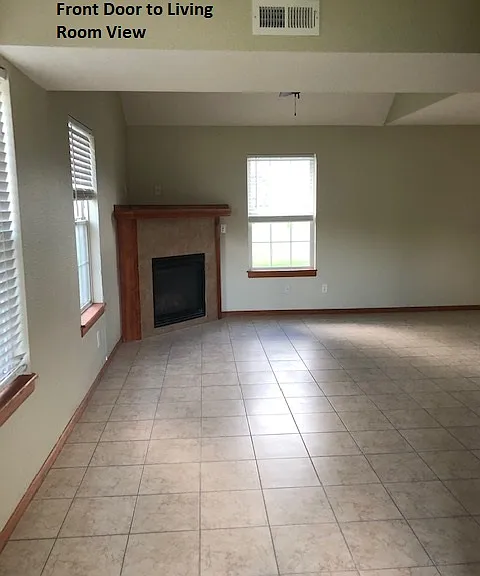 110 Silver Leaf Ln — Photo 2