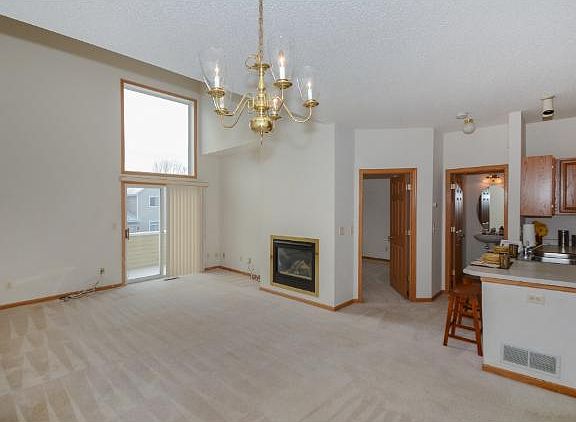 4th image of 665 Kingfisher Ln APT G