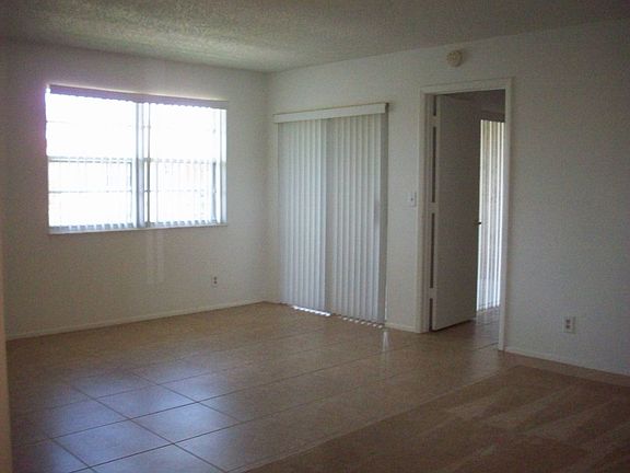 5th image of 1560 SE Royal Green Cir #202
