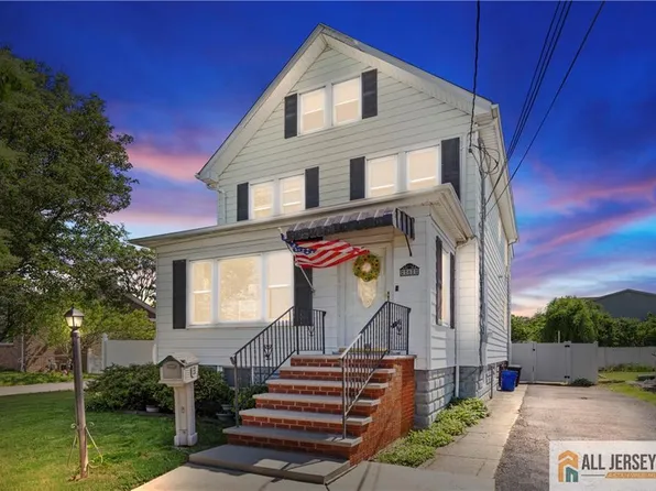 6 Hermann St, Carteret, NJ 07008
