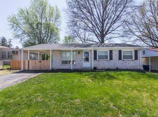 11808 Brookmont Dr, Maryland Heights, MO 63043