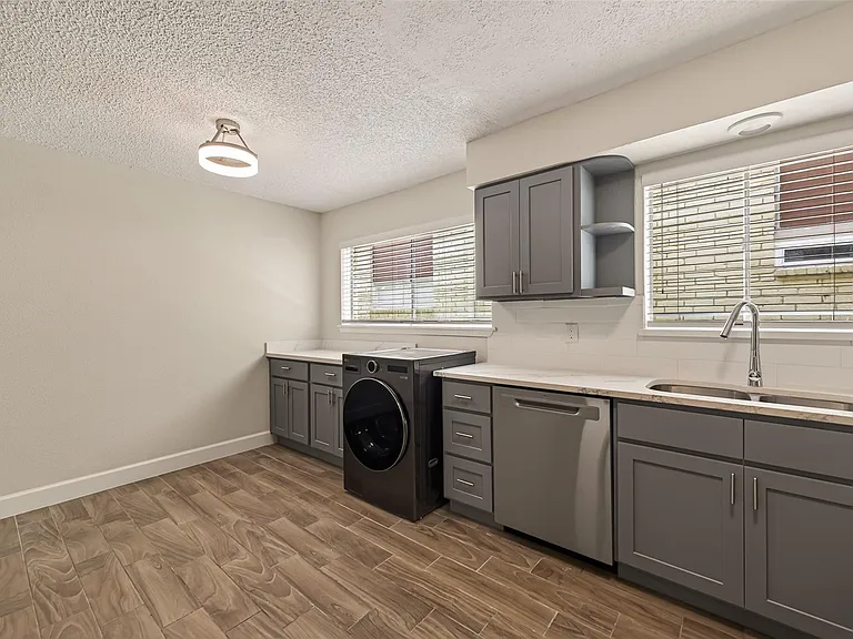 7714 Renwick Dr #M68 — Photo 14