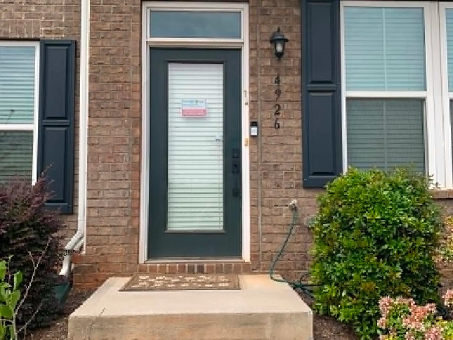 2 bed, 1370 sqft, $3,500 — Photo 1