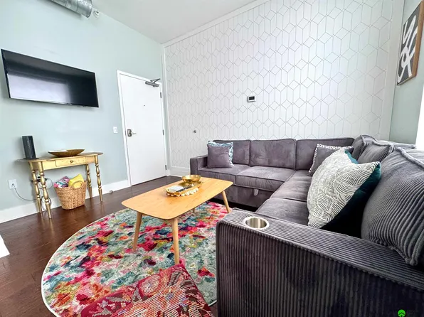 1001 O St APT 306, Lincoln, NE 68508