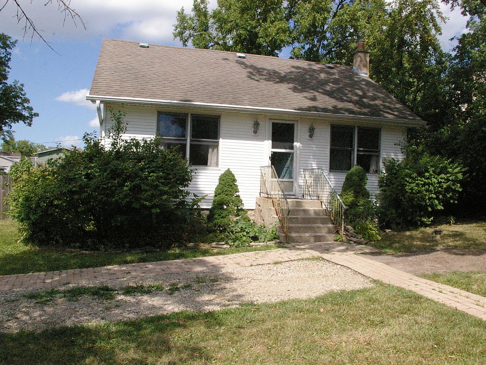 1st image of 24850 W Oak Ave
