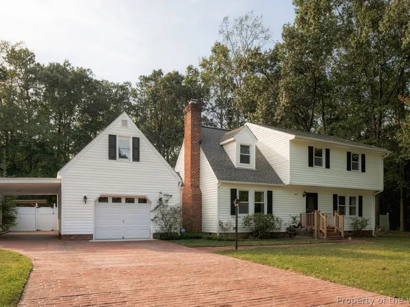 7324 Longview Dr, Quinton, VA 23141