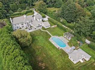 70 Great Plains Rd, Southampton, NY 11968