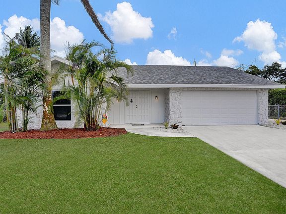 3rd image of 3482 Palomino Dr